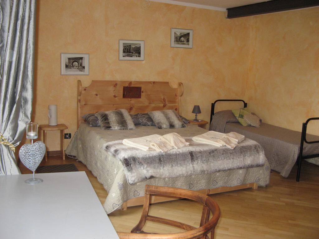 Maison Besenval Apartment Aosta Cameră foto
