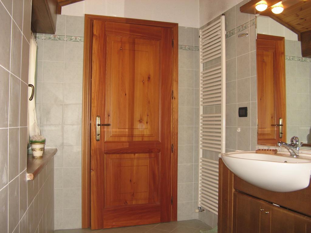 Maison Besenval Apartment Aosta Cameră foto