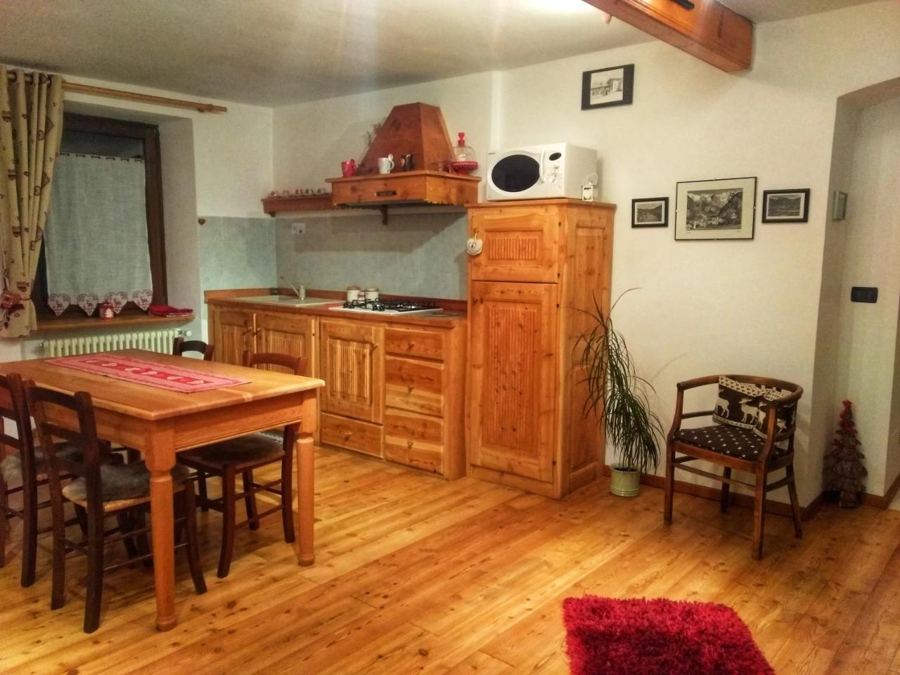 Maison Besenval Apartment Aosta Exterior foto